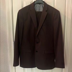 Express Men Brown Slim-fit Suit